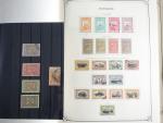 1 Vieil album yvert cuir rouge d'une collection de timbres...