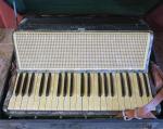 Accordéon Chromatique HOHNER, modèle Verdi 111 B, touches piano, finition...
