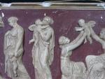 Ecole XIXème siècle - Bas relief en plâtre à décor...