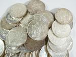 FRANCE : Cinquante et une pièces de 10 francs argent...