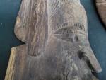 Art africain en bois sculpté.
Hauteur29 cm l13 cm pour la...
