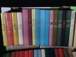Lot de 40 ouvrages de littératures comprenant : Barbey d'Aurevilly,...