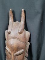 Masque en bois Africain fait main hauteur 46 cm largeur...