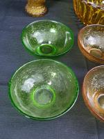 Lot vintage 17 pièces comprenant :
- Vase en verre de couleur...