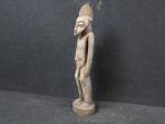 AFRIQUE - BURKINA FASO. Statuette en bois sculpté représentant un...