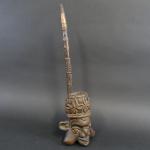 AFRIQUE - CAMEROUN : Pipe type Tikas en bois sculpté...