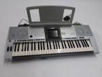 YAMAHA - Piano synthétiseur arrangeur de 61 touches modèle PSR...