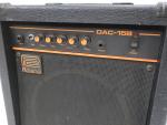 ROLAND - Ampli Bass modele DAC-15B. Usures.