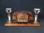 Pendule Art Deco électrifiée en bois avec ses deux lumières...