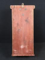 CLAIRAITTA - Carillon en bois et métal doré de forme...
