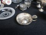 ART DE LA TABLE - Réunion d'objets en métal argenté...