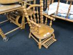 Lot mobiliers bambou début XXéme se composant
d'une Chaise haute /...