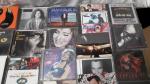 Lot de 36 CD dont donna summer, phil collins, adele,...