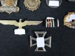 Allemagne Lot : 3 barrettes de rubans ; Croix de fer ; médaille...