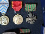 France Lot de 9 décorations, dont Légion d'honneur, Médaille militaire,...