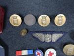 France Lot de 12 boutons avec armoiries sous couronne Marquis....