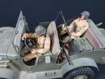Figurines 1/6 : Command-car du Général Patton, avec 2 parachutistes, avec...