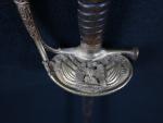 Épée d'Officier d'État-major, modèle 1817 à ciselures. Fusée en corne....