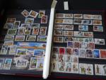 4 albums de timbres de France oblitérés sous forme de...