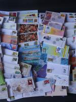 1 carton avec 750 lettres des nations Unies des différents...
