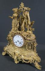 Pendule d'époque Napoléon III en bronze doré à décor d'un...