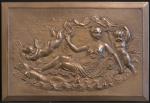 Plaque rectangulaire en bronze à décor en bas-relief d'une déesse...