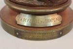 Anfrie Charles (1833-1905) « La défense du drapeau » Bronze patiné, signé...