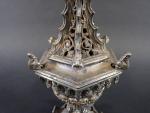 Encensoir de forme hexagonale en bronze argenté de style néogothique...