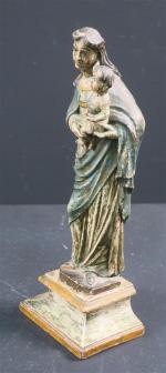 Vierge à l'Enfant en bois repolychromé, ép. XVIII'. Haut. :...