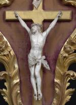 Christ en ivoire sculpté d'époque XIX'. Haut. tête-pieds : 25...