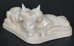 BEAUVAIS Gabriel (XIX'-XX') : Trois chats endormis. Groupe en céramique...