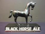 BLACK HORSE ALE Biere - Figurine publicitaire de comptoir en...