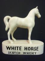 WHITE HORSE Scotch Whisky - Figurine publicitaire de comptoir en...