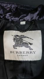 BURBERRY London - Belle doudoune de femme à capuche, en...