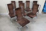 Série de 8 chaises années 70 en acier chromé, les...