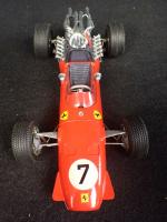 SCHUCO, lot de 2 jouets mécanique/friction dont Ferrari F 2...