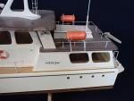 Maquette artisanale de navire patrouilleur ou de bateau de transport...