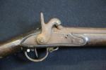 Fusil, modèle 1822 T sûrement bis, modifié civilement. Crosse en...