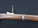 Fusil Remington, modèle Rolling Block. Calibre .44''. Canon avec hausse....