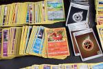 Cartes Pokemon 
Contenu : Ensemble d'environ 470 cartes rares/uncos/communes dont Salarsen,...