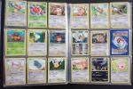 Carte Pokemon 
Contenu : Environ 320 cartes rares, uncos, communes dont...