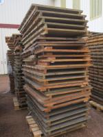 28 plateaux bois pour rayonnages à palettes 132x99cm Mise à...