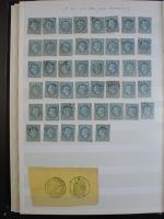 1 carton avec 5 albums de timbres de France neufs...