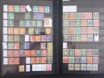 1 carton avec 5 albums de timbres de France neufs...