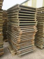 25 plateaux bois pour rayonnages 133x100 Mise à prix 100