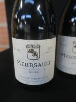 5 bouteilles Meursault dont 3 année2015 rouge et 2 année...