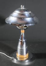 Lampe champignon en métal chromé et bagues en bois, le...