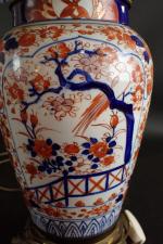 Paire de lampes à huile en porcelaine Imari du Japon,...