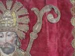 Bannière représentant Saint-Nicolas en fils brodés, fils d'or et visages...