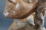 BARRAU Théophile (1848-1913) : Buste de femme dénudée. Terre cuite...